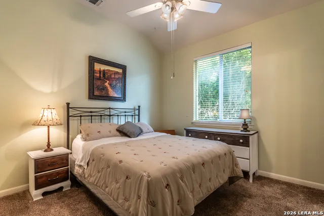 305 HILTON DR Cibolo, TX 78108