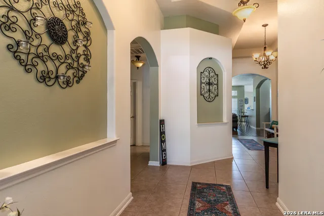 305 HILTON DR Cibolo, TX 78108