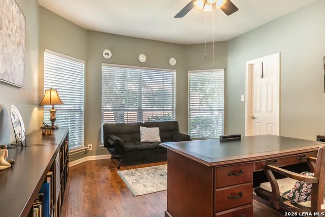 305 HILTON DR Cibolo, TX 78108