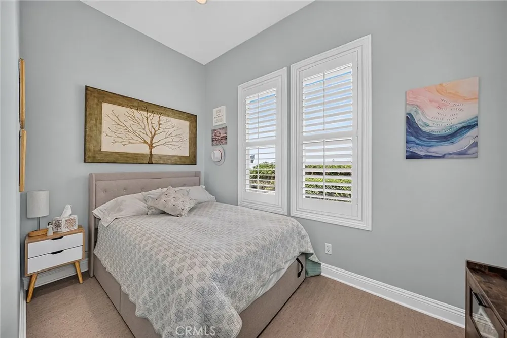 4742 Wentworth Huntington Beach, CA 92649