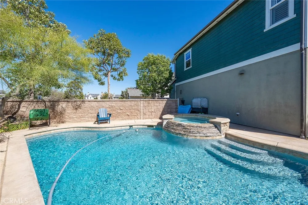 4742 Wentworth Huntington Beach, CA 92649