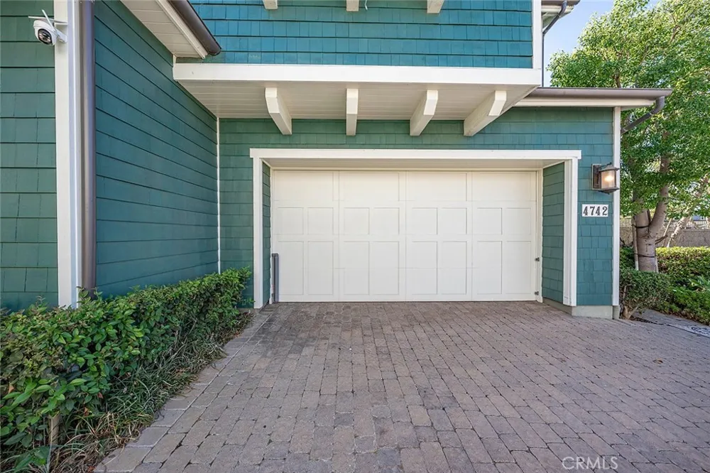 4742 Wentworth Huntington Beach, CA 92649