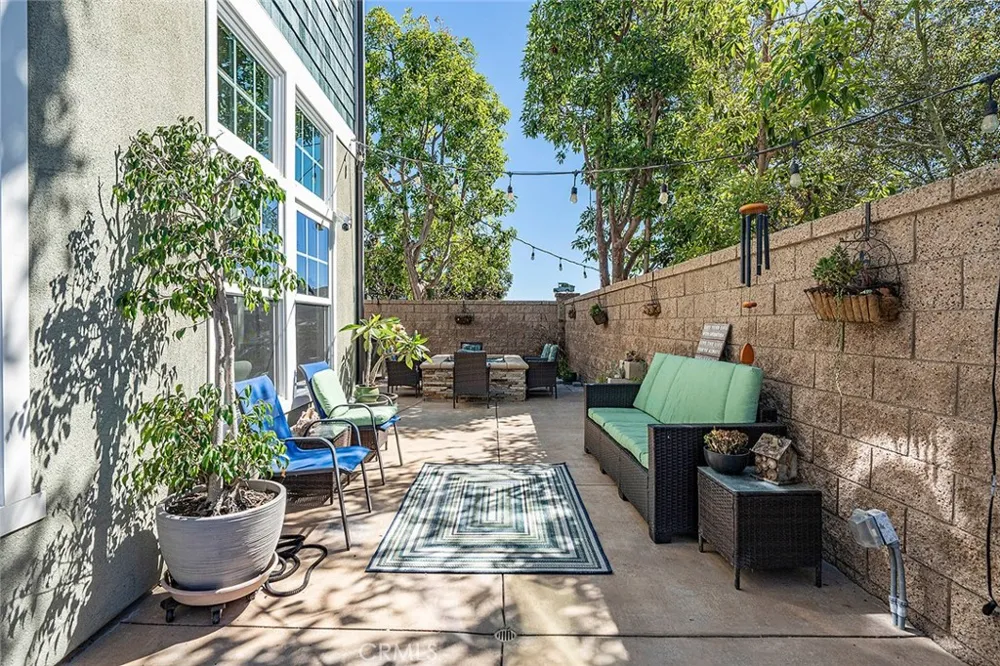 4742 Wentworth Huntington Beach, CA 92649