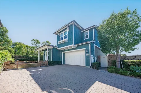 4742 Wentworth