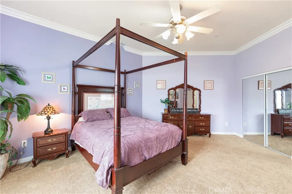 947 W Commonwealth Avenue Hemet, CA 92543