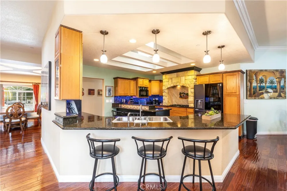 947 W Commonwealth Avenue Hemet, CA 92543