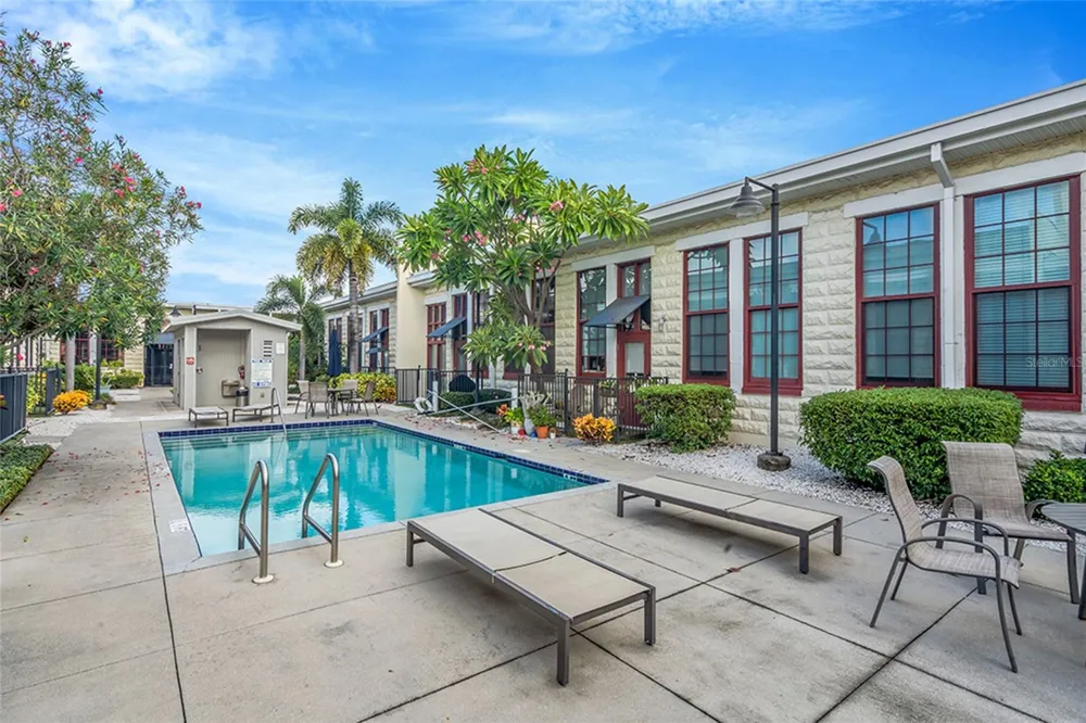 2001 E 2ND AVENUE #27 Tampa, FL 33605