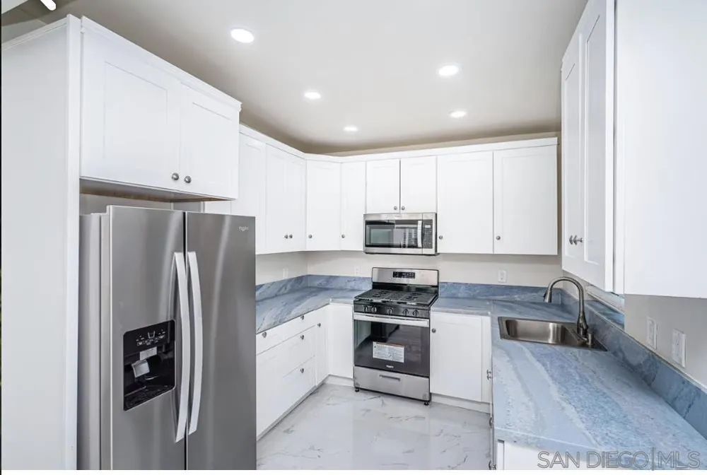 4919 Coconino way San Diego, CA 92117