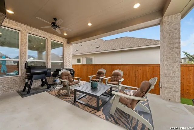 5718 HURON DR New Braunfels, TX 78130