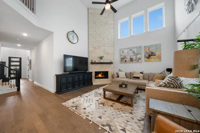 5718 HURON DR New Braunfels, TX 78130