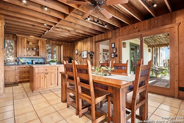 260 Chinaberry Lane Fredericksburg, TX 78624