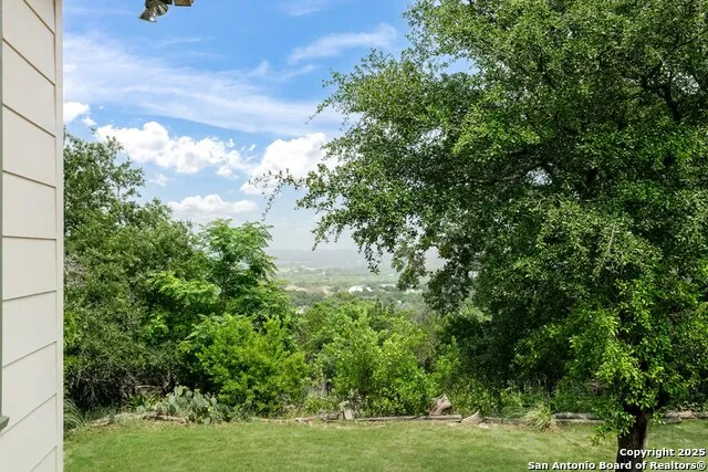 260 Chinaberry Lane Fredericksburg, TX 78624