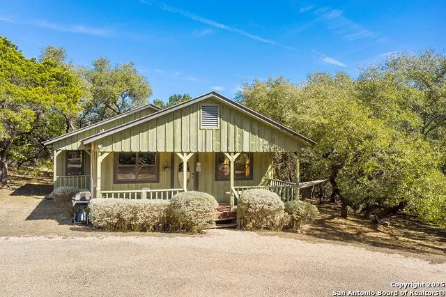 260 Chinaberry Lane Fredericksburg, TX 78624