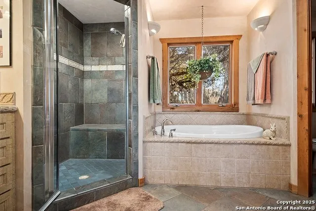 260 Chinaberry Lane Fredericksburg, TX 78624