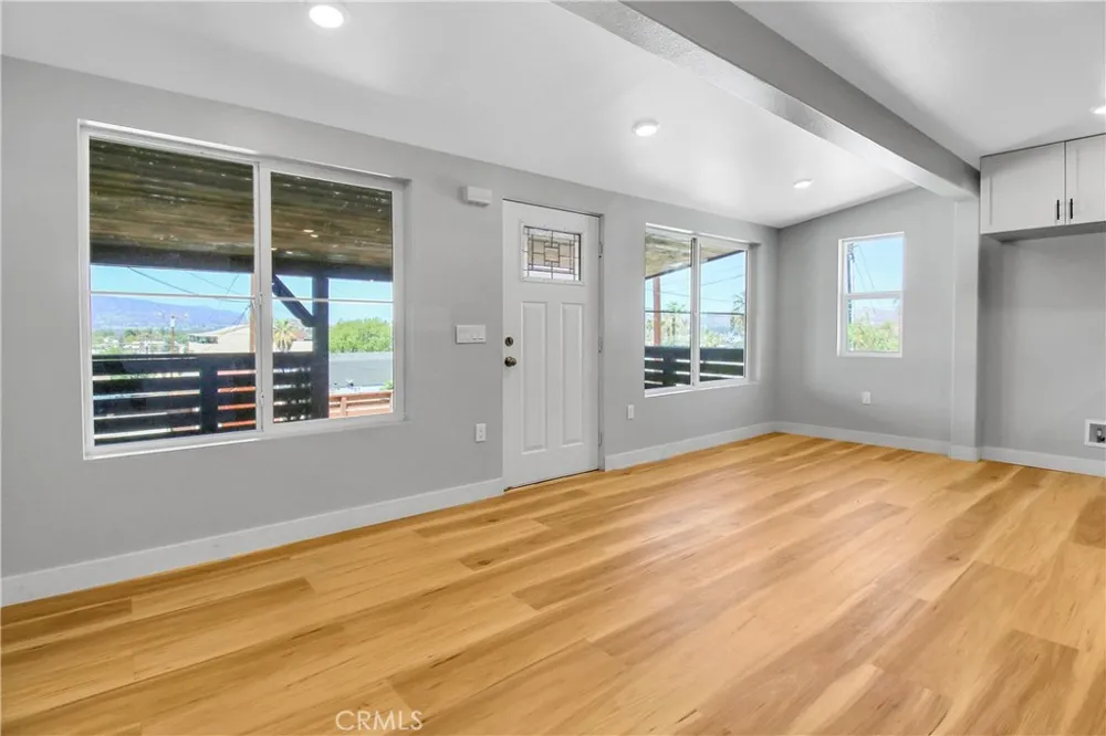 108 S Chestnut Lake Elsinore, CA 92530