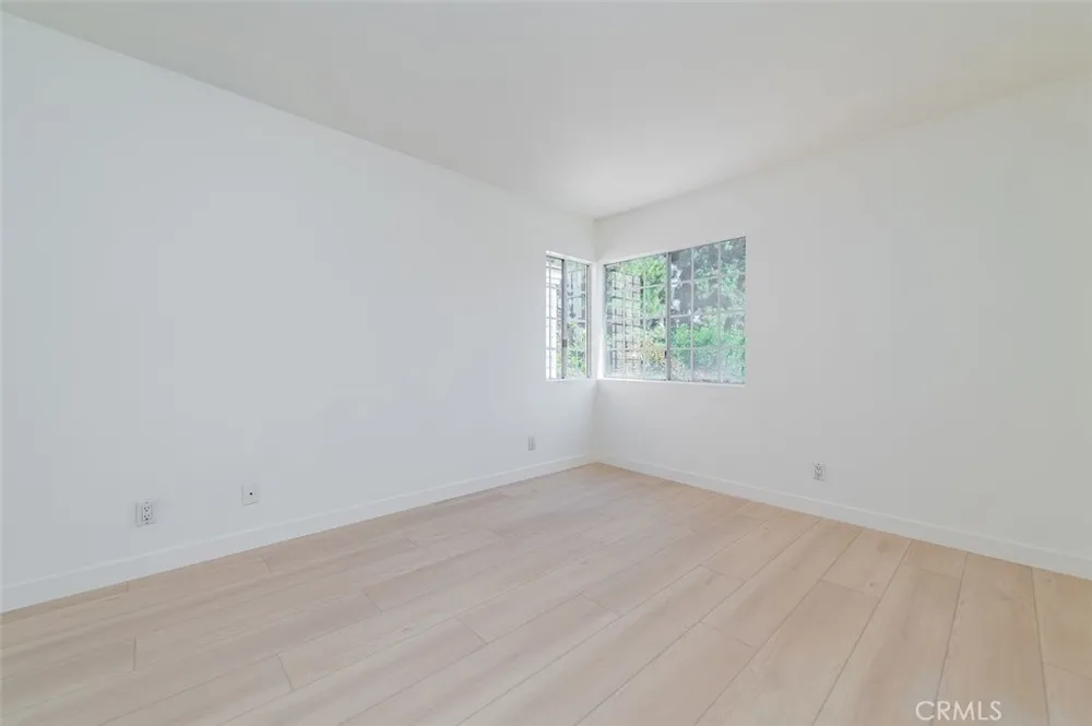 15 Harborcrest Irvine, CA 92604