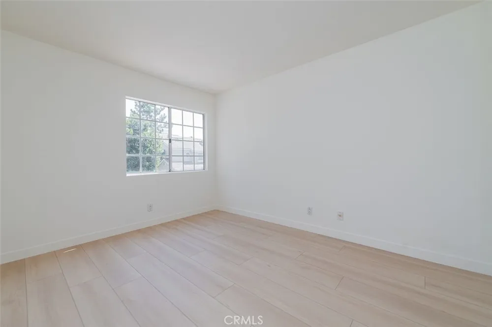 15 Harborcrest Irvine, CA 92604