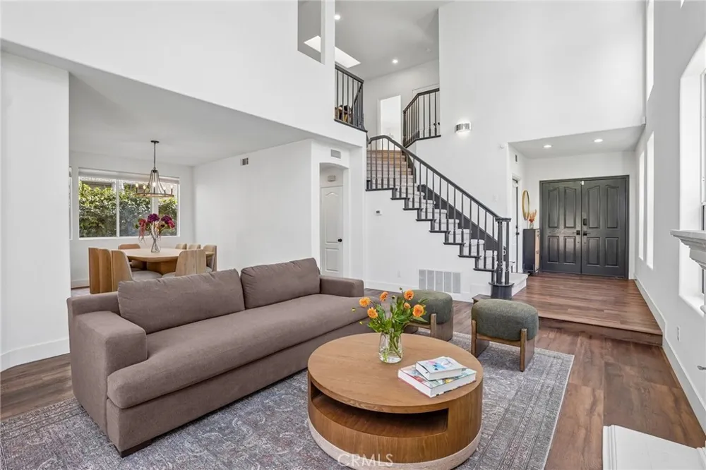 11479 Amberridge Court Moorpark, CA 93021