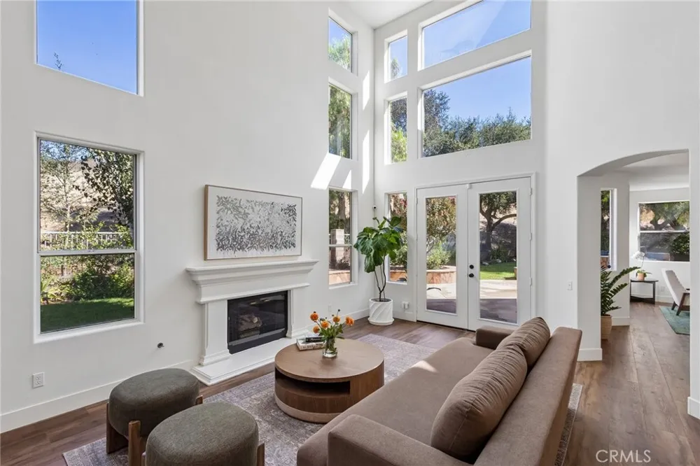 11479 Amberridge Court Moorpark, CA 93021