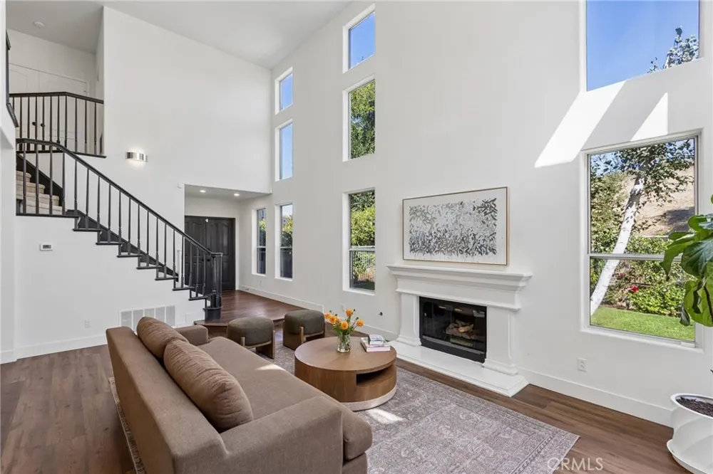 11479 Amberridge Court Moorpark, CA 93021