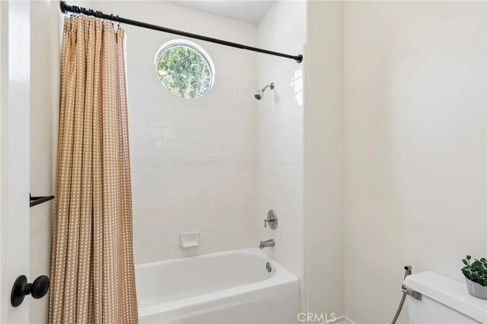 11479 Amberridge Court Moorpark, CA 93021