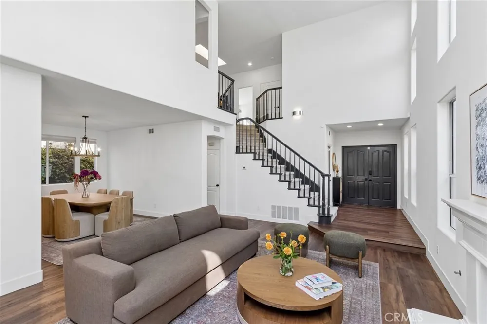 11479 Amberridge Court Moorpark, CA 93021