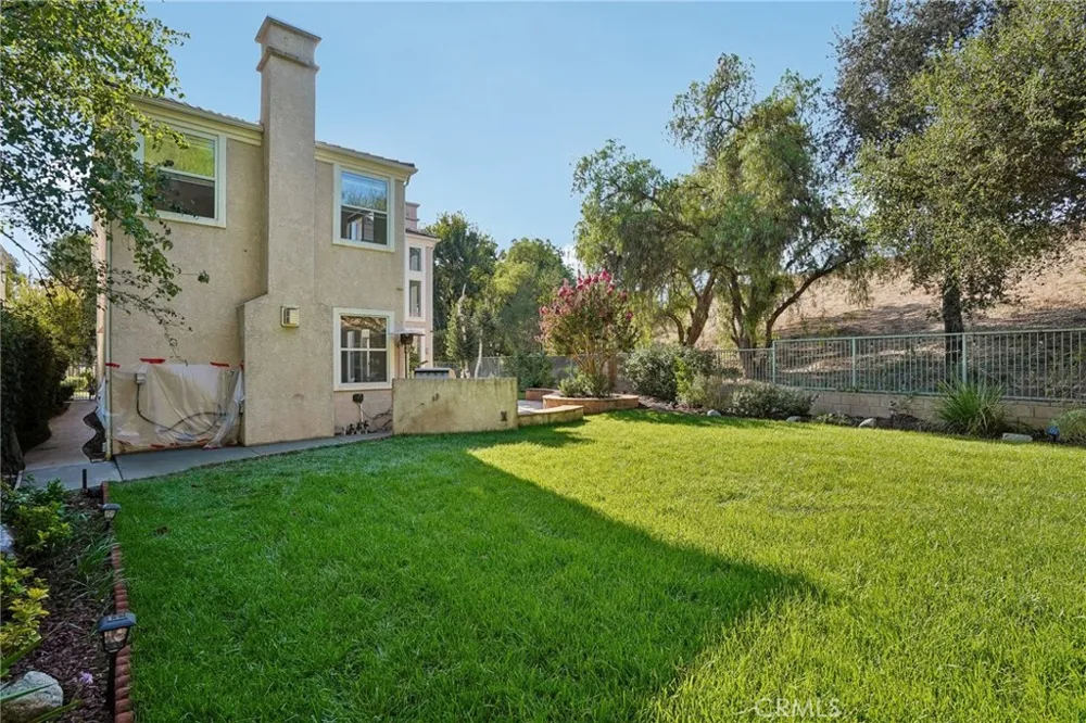 11479 Amberridge Court Moorpark, CA 93021