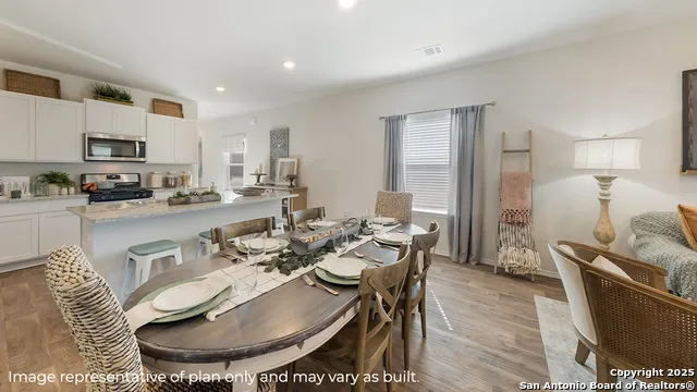 231 Violet Sylph San Antonio, TX 78253