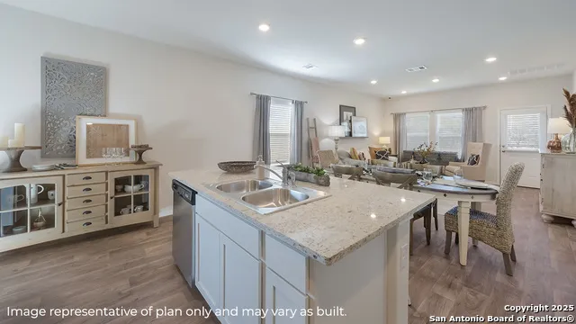 231 Violet Sylph San Antonio, TX 78253