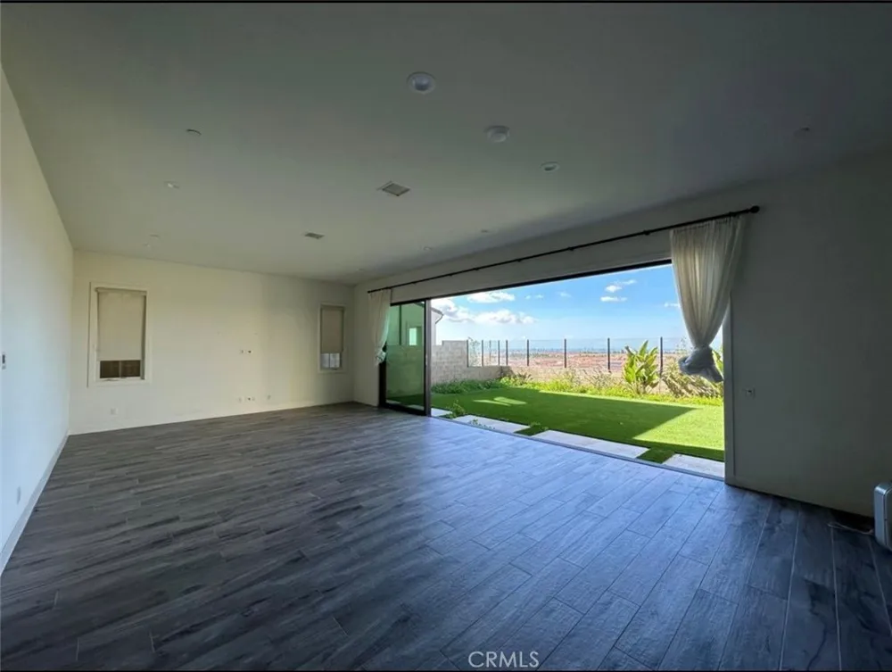 114 Spacial Irvine, CA 92618