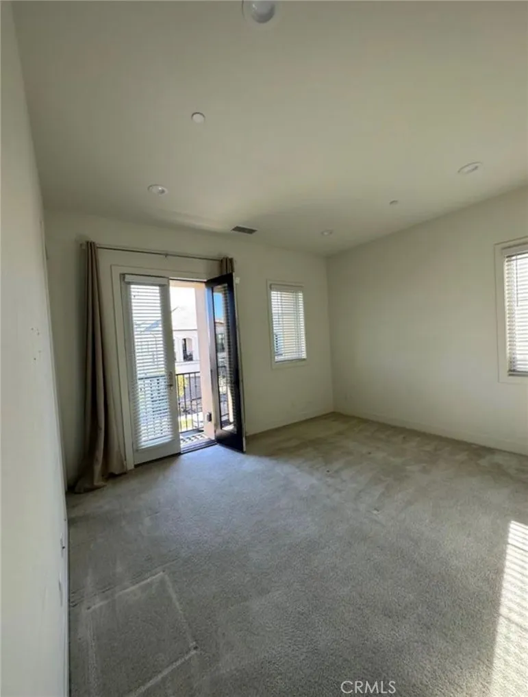 114 Spacial Irvine, CA 92618