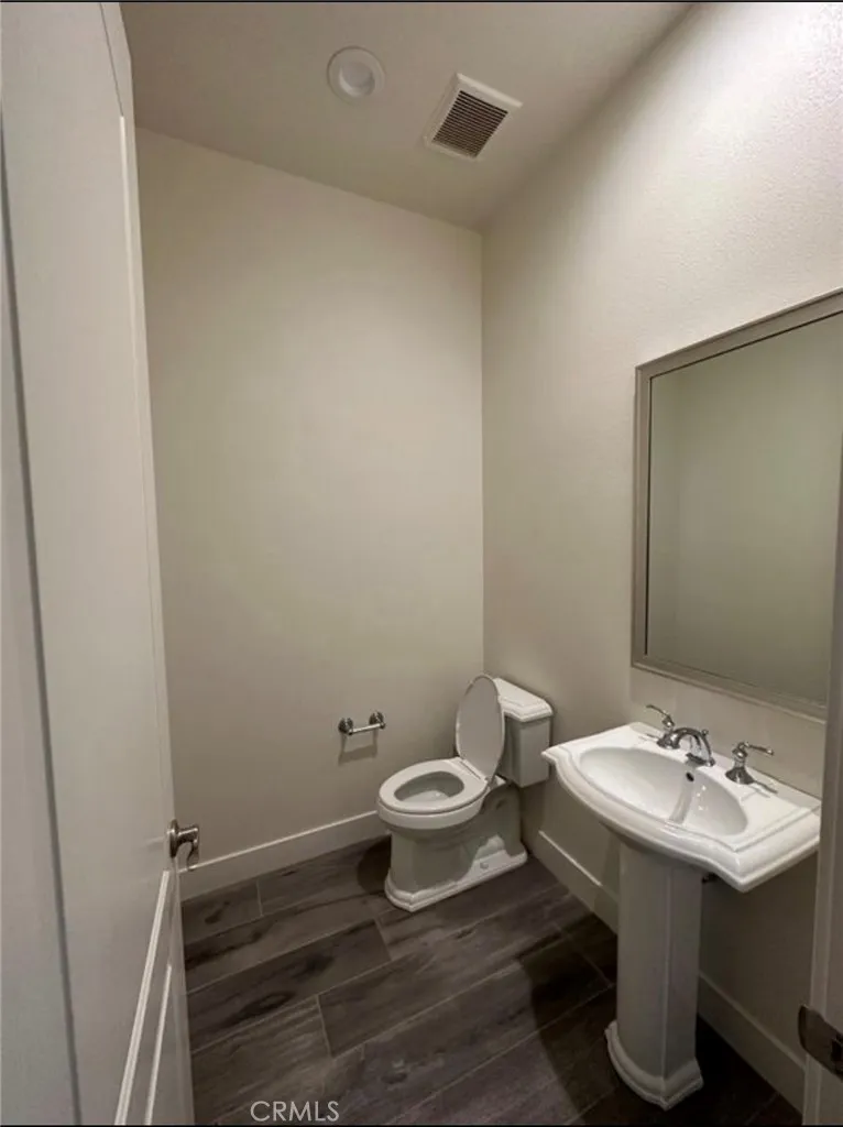 114 Spacial Irvine, CA 92618