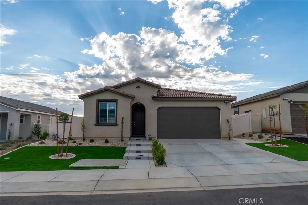 1749 Oleander Banning, CA 92220