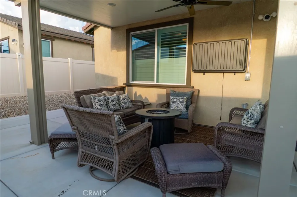1749 Oleander Banning, CA 92220