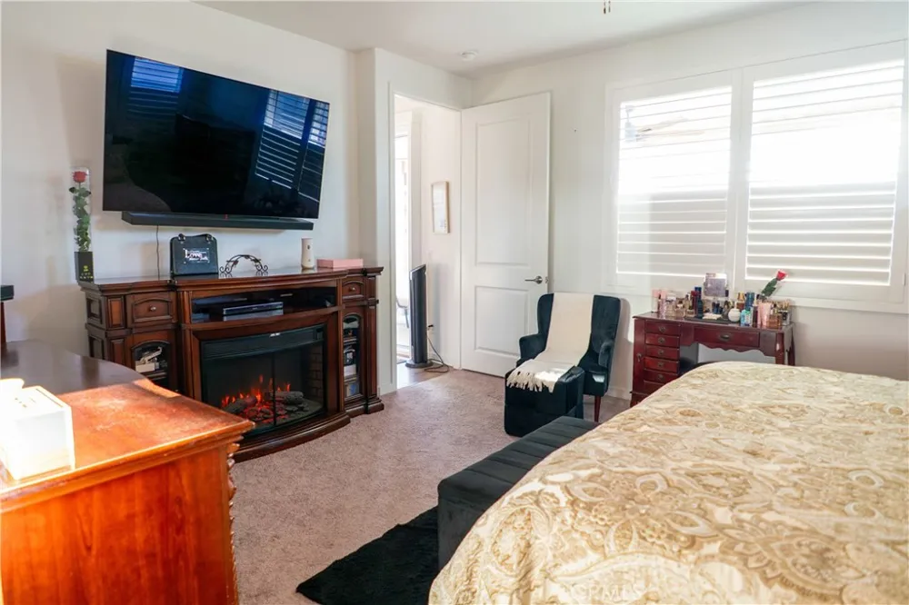 1749 Oleander Banning, CA 92220