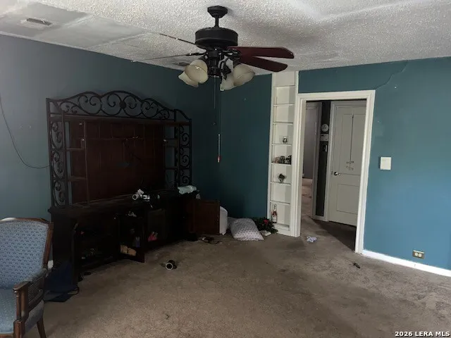 18 ROSEMONT DR San Antonio, TX 78201