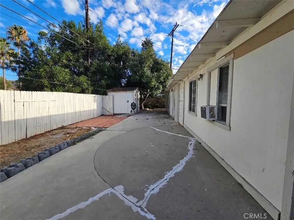 2486 Pocatello Rowland Heights, CA 91748