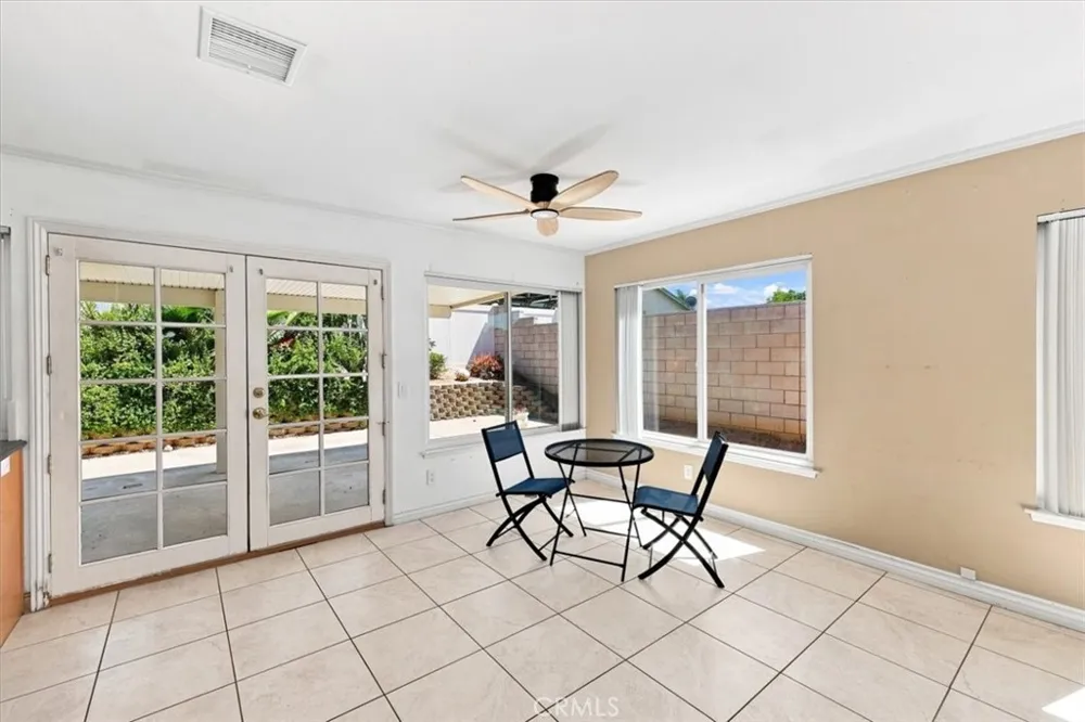 2877 Sulky Court Riverside, CA 92504