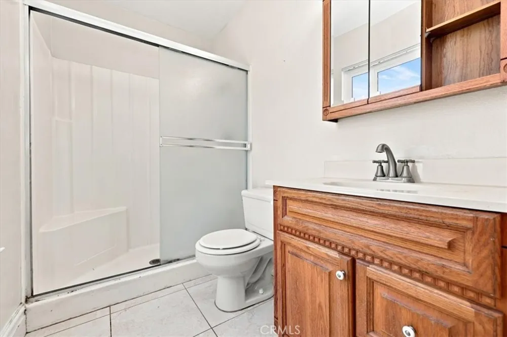 2877 Sulky Court Riverside, CA 92504
