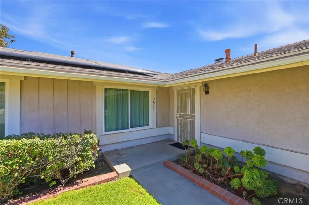 2877 Sulky Court Riverside, CA 92504