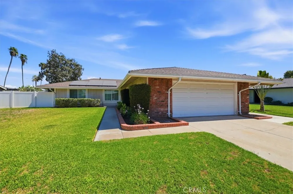 2877 Sulky Court Riverside, CA 92504