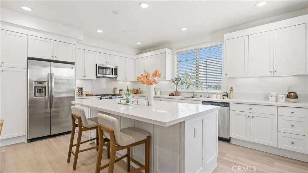 111 Episode Irvine, CA 92618