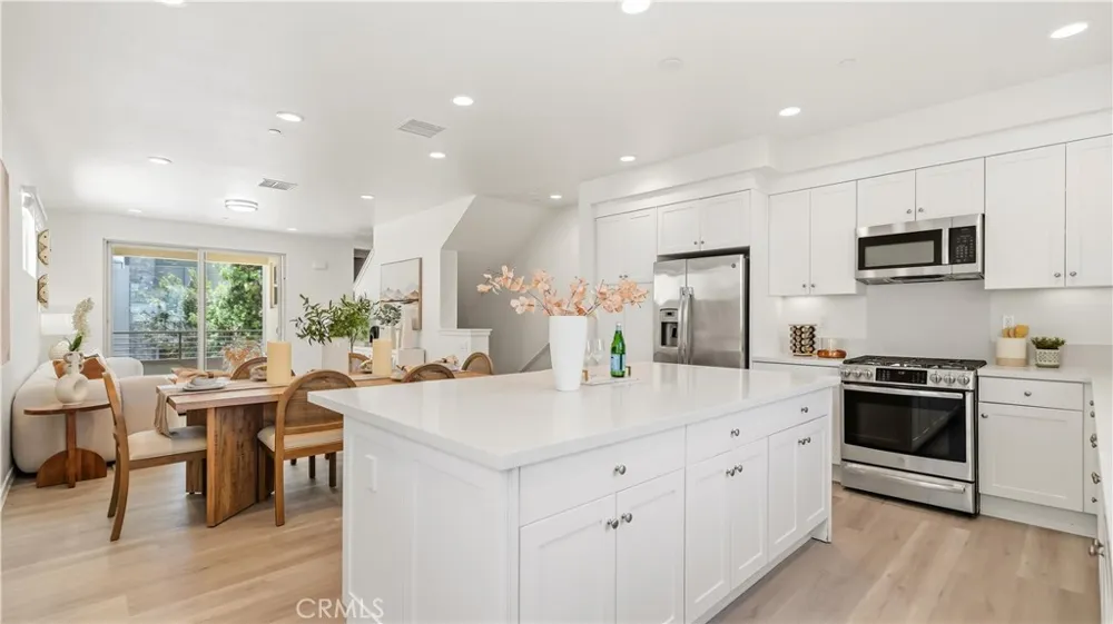 111 Episode Irvine, CA 92618