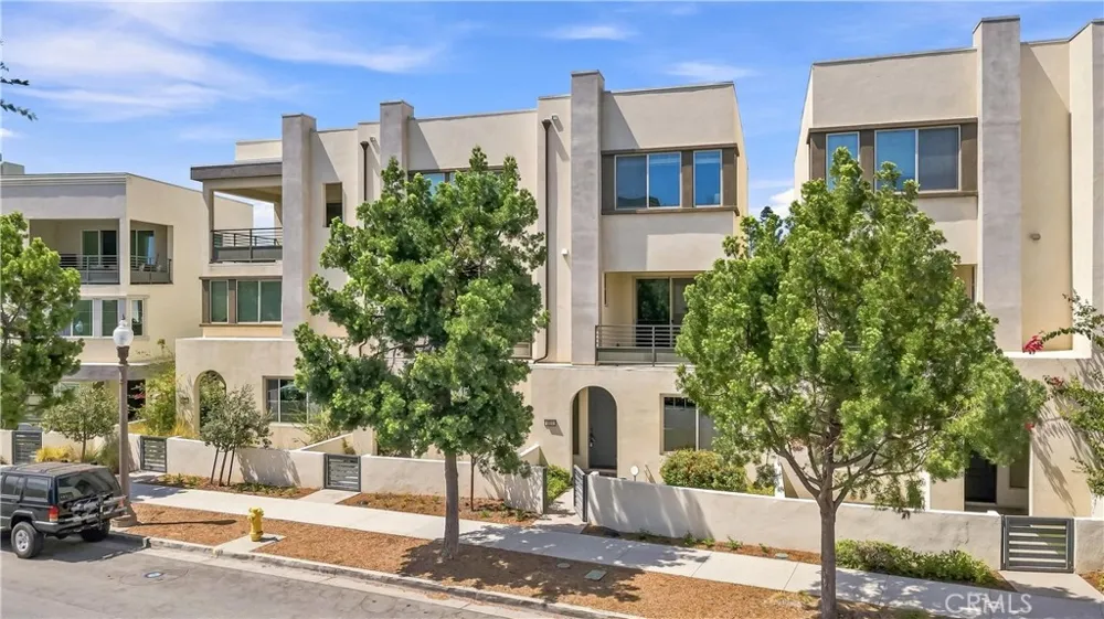 111 Episode Irvine, CA 92618
