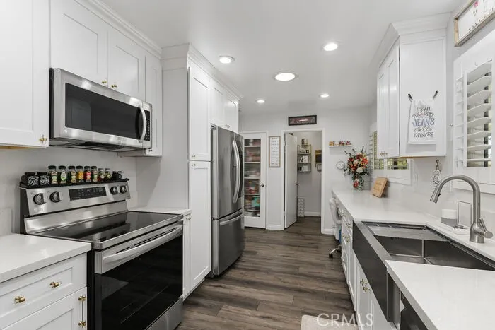 25611 Cherry Hills Boulevard Menifee, CA 92586