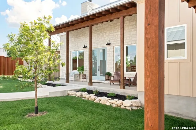 812 PLEASANT VALLEY DR Boerne, TX 78006