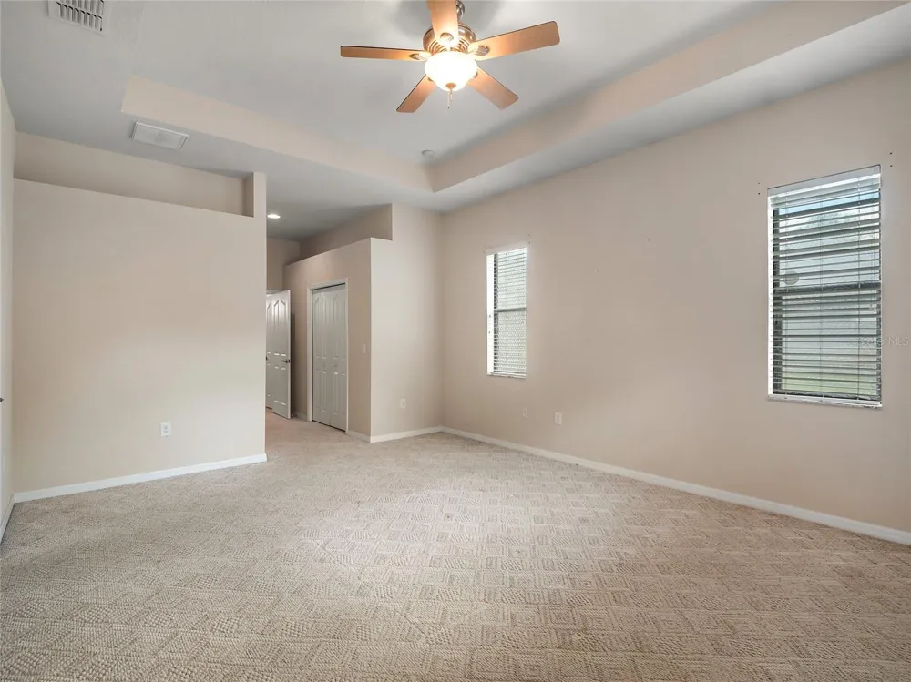 7716 PINE LANDS DRIVE Wesley Chapel, FL 33544