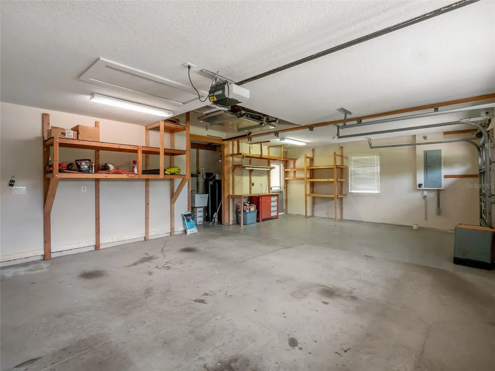 7716 PINE LANDS DRIVE Wesley Chapel, FL 33544