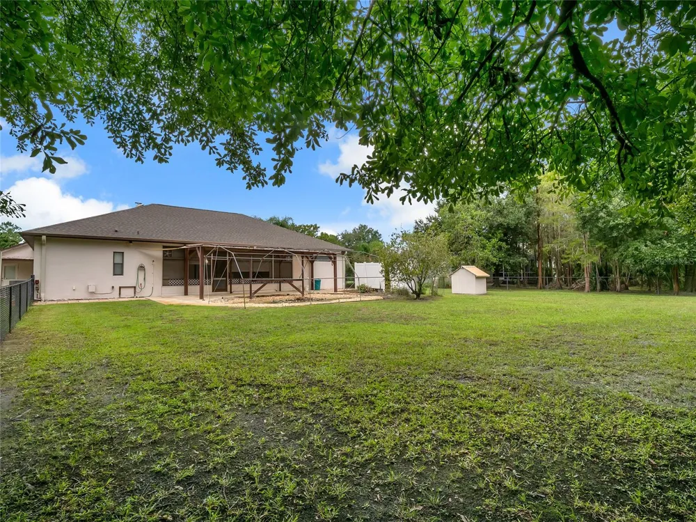 7716 PINE LANDS DRIVE Wesley Chapel, FL 33544