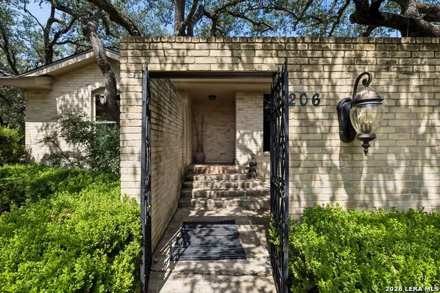 206 Rio Seco St San Antonio, TX 78232